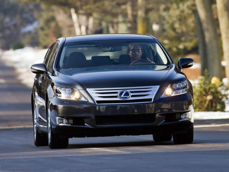  Lexus LS600h L 2009 года  (фото 10 из 16)
